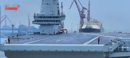 福建艦下水海試，殲-35確認上艦，32面相控陣雷達引領全球