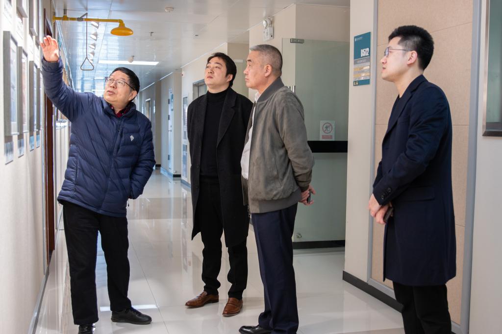 創(chuàng)新驅(qū)動未來，科技賦能健康 浙江中堅科技股份董事長吳明根一行蒞臨未來食品科學中心參觀交流